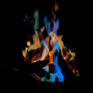 Pyroshine Magisches Farbwechselndes Lagerfeuer-Zauberfeuer-Verwandlungspaket 1 Stunde Farbige Flamme für Partys & Campingfeuer - Product Image 2