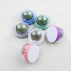 Populares bolas de hierba gatera para pegatinas de pared, perfectas para el autoentretenimiento, la relajación, la dentición y para que los gatos lamen, un imprescindible. - Product Image 5