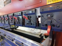 Prensa Plegadora CNC Hidráulica Mini de 40T y 1250mm a Precio Accesible