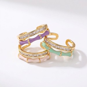 Anillo <span class=keywords><strong>de</strong></span> Esmalte <span class=keywords><strong>de</strong></span> Doble Capa 'Bambú Zen Encantado' <span class=keywords><strong>de</strong></span> JinSpark - Product Image 1