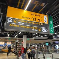 Panneau directionnel LED à rétroéclairage économe en énergie pour numéros de porte d'embarquement, contrôle des passeports, zone d'attente, aéroport et parc