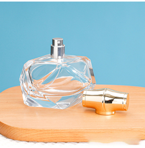 Factory Off-The-Shelf Perfume Dispenser Bottle High-End Vintage 15 Screw Cap 80ml Square Special-Shaped Pressed Fine <b>Spray</b> - Product Image 4