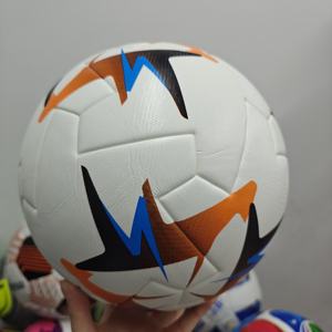 Balón de Fútbol Personalizable con Logotipo para la Copa 2026, Talla 5, con Tecnología de Termosellado para Equipos y Clubes - Product Image 2