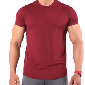 เสื้อยืดสตรีทแวร์ลายตัวอักษรทรงหลวมสำหรับฤดูร้อน ขายส่ง เสื้อยืดผ้าฝ้าย 100% สกรีนโลโก้ได้ตามสั่ง เสื้อยืดเปล่า เสื้อยืดผู้ชาย - Product Image 1