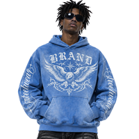 Sweat à capuche personnalisé en molleton bouclette 100% coton épais, coupe oversize et carrée, avec impression DTG, épaules tombantes, délavé à l'acide et effet soleil.
