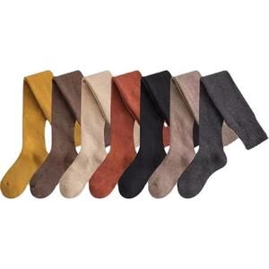 Großhandel gute Qualität Frauen Winter thermisch atmungsaktiv dicke Baumwolle lange Röhren socken Warme kniehohe Strümpfe Home Socken - Product Image 3