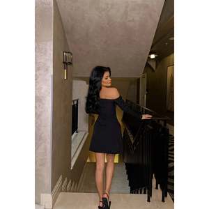 Vestido de Noche Corto Negro Laurel - Product Image 1