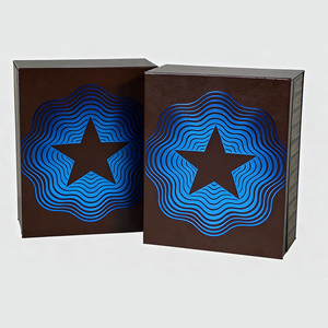 Boîte d'emballage cadeau en papier kraft <span class=keywords><strong>de</strong></span> haute qualité avec doublure en éponge, pelliculage mat, pour flacon d'<span class=keywords><strong>huile</strong></span> <span class=keywords><strong>essentielle</strong></span>, avec couvercle à fermeture magnétique et compte-gouttes - Product Image 3