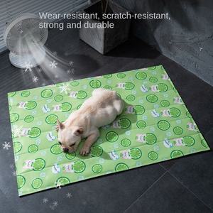 Sommer kühlung PVC Pet Ice Mat Nicht klebriges Haar Bedrucktes Tier muster Gel Bett für Hunde und Katzen für den Sommers chlaf - Product Image 2