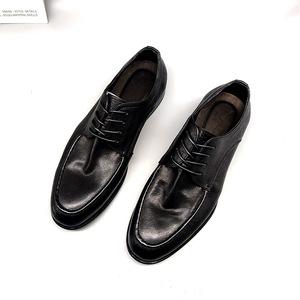 รองเท้าผู้ชายแบรนด์ดีไซเนอร์สุดหรู พร้อมเชือกผูกระบายอากาศและกันลื่น รองเท้าหนังสำหรับธุรกิจและงานแต่งงาน - Product Image 2