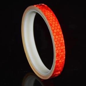 Amélioration de la sécurité abordable: <span class=keywords><strong>Bande</strong></span> réfléchissante de vélo en nid d'abeille-Autocollants de lumière de <span class=keywords><strong>jante</strong></span> de <span class=keywords><strong>moto</strong></span> auto-adhésifs pour la sécurité extérieure - Product Image 6