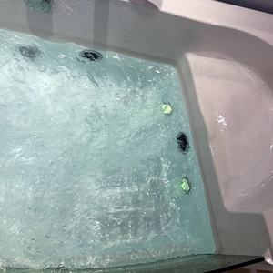 Bañera de <span class=keywords><strong>hidromasaje</strong></span> clásica acrílica de gran oferta <span class=keywords><strong>con</strong></span> los mejores <span class=keywords><strong>precios</strong></span> - Product Image 3