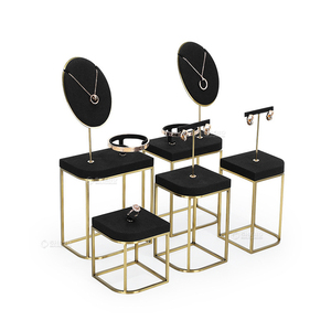 Maniquí de Joyería de Lujo al por Mayor, Soporte Moderno de Microfibra Personalizado para Exhibición de Aretes y Collares - Product Image 3