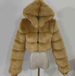 <span class=keywords><strong>Cappotto</strong></span> di <span class=keywords><strong>pelliccia</strong></span> di volpe sintetica di alta qualità da 2020 Vintage manica lunga <span class=keywords><strong>con</strong></span> cappello giacche corte sottili <span class=keywords><strong>cappotto</strong></span> di <span class=keywords><strong>pelliccia</strong></span> Femme - Product Image 6