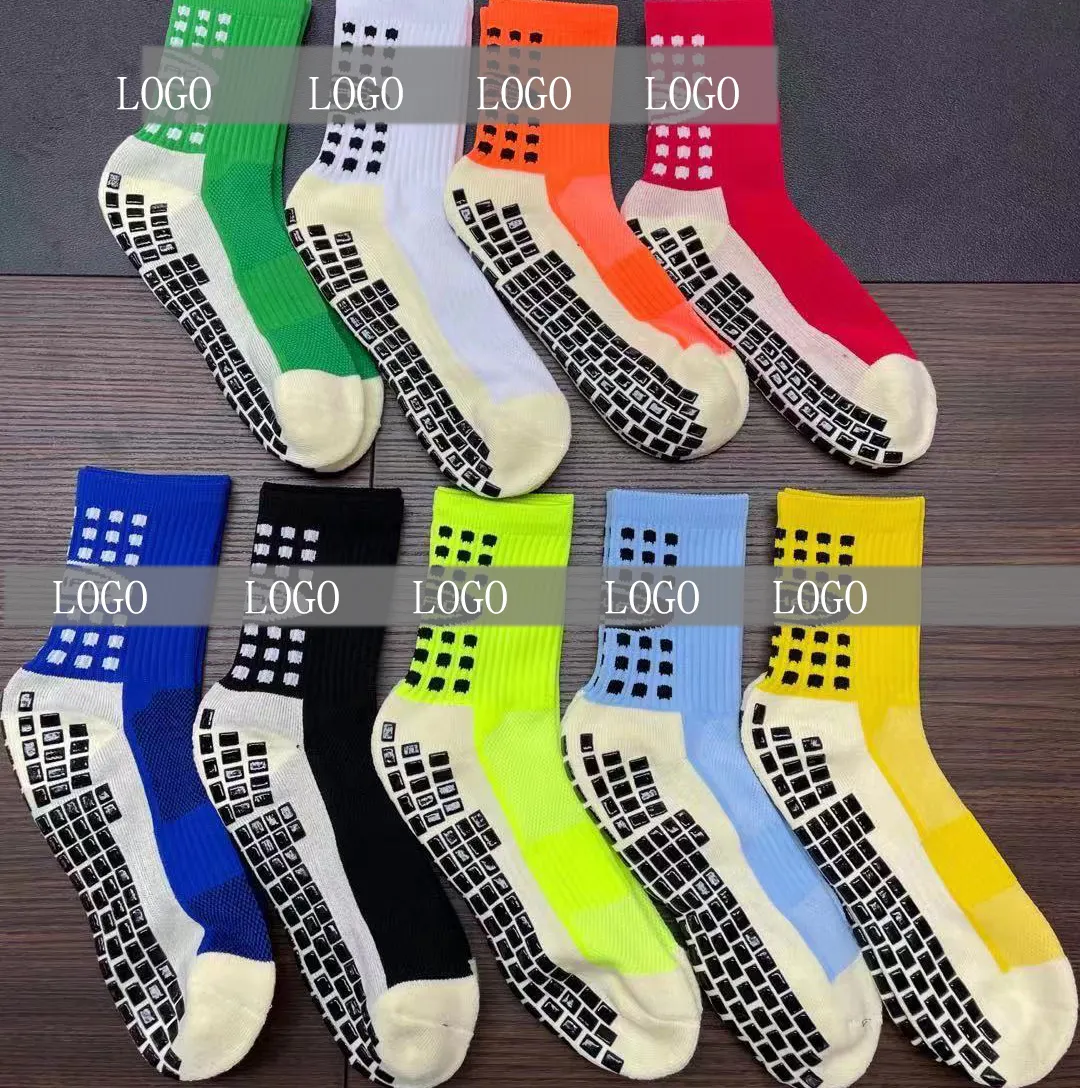 Custom Made Logo Packaging Anti Slip Socks Non Slip Soccer Athletic Sport Football Grip Socks For Men