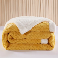 Usine en vrac en gros de haute qualité hiver épaissi Jacquard Sherpa chaud couverture de lit double pour l'hiver