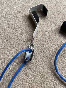 Puleggia per Terapia Fisica - Attrezzo per Riabilitazione da Appendere alla Porta - con Puleggia in Metallo Resistente e Impugnature Imbottite Confortevoli - Product Image 4