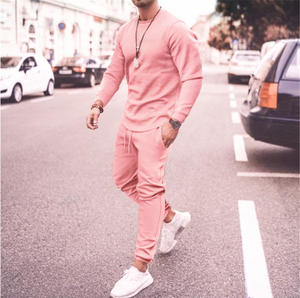 بدلة رياضية سادة للرجال بشعار مخصص، طقم رياضي للتدريب واللياقة البدنية مكون من قطعتين بغطاء للرأس للركض - Product Image 6