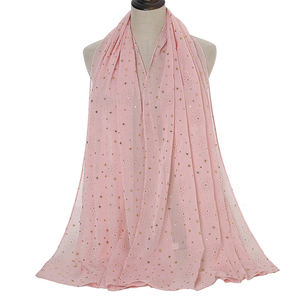 2021 nouveaux produits nouvelle perle en mousseline de soie chaude or étoile écharpe couleur unie dame châles écharpe avec impression dorée - Product Image 5