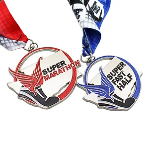 Fabricant de médailles OneWay vente en gros pas cher 3D métal Award or triathlon marathon course à pied médaille sportive trophées et médailles personnalisés