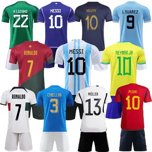 Düşük fiyatlarla satılan bitmiş yüksek kaliteli takım kulübü futbol forması futbol tişörtü iki takım erkekler futbol forması seti