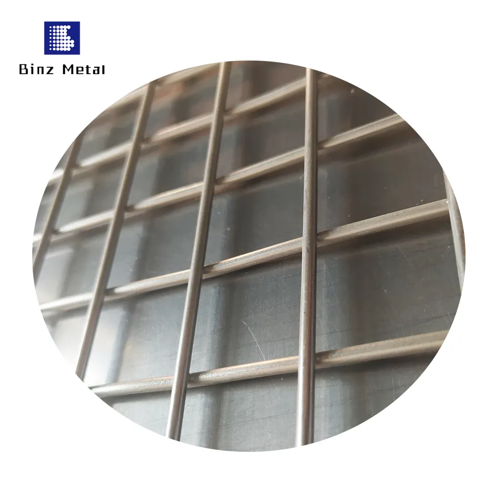 Welded wire mesh stainless steel welded wire mesh for fencing