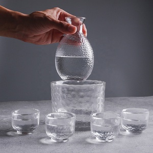 Juego de tazas de <span class=keywords><strong>Sake</strong></span> para <span class=keywords><strong>Sake</strong></span>, juego de <span class=keywords><strong>Sake</strong></span> <span class=keywords><strong>japonés</strong></span> con diseño de martillo de copa de vino amarillo, llanta dorada - Product Image 3