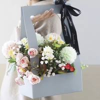 Boîte en papier d'emballage pour fleurs personnalisée avec poignée, boîte cadeau de luxe pour roses, emballage pour fleuristes