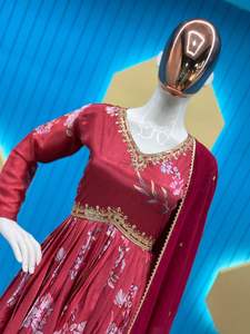 Robes pour femmes Costume droit en rayonne et coton avec Dupatta pour vêtements de fête de l'exportateur et du fabricant indiens - Product Image 4