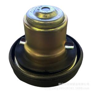 Bouchon de réservoir de carburant Volkswagen 443201551S 443201551L en plastique et métal noir avec clé pour Jetta Santana Passat - Product Image 2