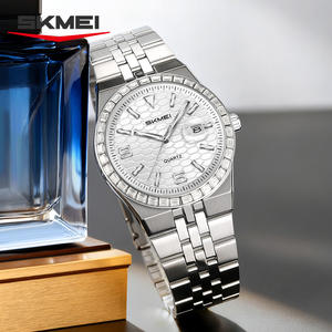 Montre-bracelet carrée à quartz en acier inoxydable de luxe pour homme, étanche, lumineuse, avec affichage de la date, personnalisable avec logo OEM - Product Image 6
