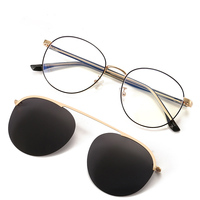 Gafas de Moda para Mujer con Montura Sólida, Diseño Ligero de Metal Duradero, Lentes con Bloqueo de Luz Azul para Uso Diario, para Todo Tipo de Rostro