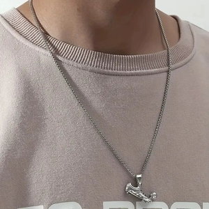 Collana con Ciondolo a Forma di Scarpa da Calcio, Gioielli Hip Hop per Tifosi, Accessorio per il Giorno della Partita, Decorazione Sportiva - Product Image 2