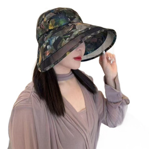 หมวกปีกกว้างสำหรับผู้หญิงระบายอากาศได้น้ำหนักเบาพิมพ์ลายดอกไม้ป้องกันแสงแดดใช้กลางแจ้งหมวกฤดูร้อนแบบพับได้ - Product Image 5