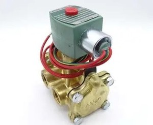 Vanne solénoïde normalement fermée 8316G064 3/2, 1/2" NPT, corps en laiton, 3,2 CV, haut débit pour le contrôle de l'air/de l'eau/des gaz inerts - Product Image 4