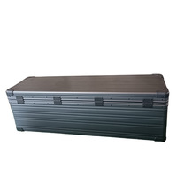 Boîte de rangement pliable robuste pour l'extérieur, certifiée IP67, 70L, en aluminium noir avec roulettes pivotantes pour la pêche, ODM