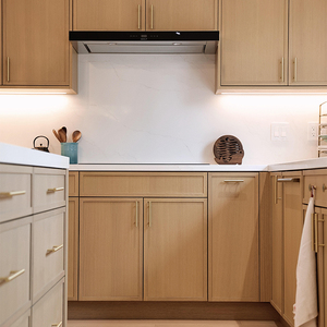 ตู้ครัวไม้โอ๊คสไตล์เชคเกอร์แบบอเมริกันคุณภาพสูงสำหรับบ้านทั้งหลัง ปรับแต่งได้ตามต้องการ - Product Image 1