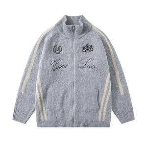 Мужской зимний трикотажный кардиган с принтом - Product Image 5