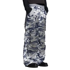 กางเกงคาร์โก้ลายพรางแฟชั่นสไตล์สตรีทแวร์สำหรับผู้ชาย ราคาขายส่ง รับทำโลโก้  มีหลายกระเป๋า สีดำลายพราง - Product Image 3