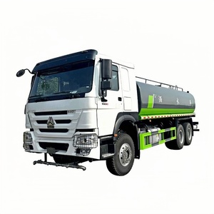 Offre Spéciale Sinotruk Howo Camion-citerne à eau 20 m³ à 10 roues pour le lavage des rues municipales et la lutte contre la poussière - Product Image 1
