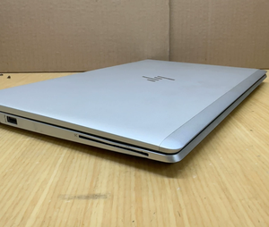 Ordinateur portable d'occasion HP EliteBook 640 G9 - Intel i7 12e génération, 16 Go RAM, 512 Go SSD, écran 14 pouces, clavier rétroéclairé, 60 Hz - Product Image 5