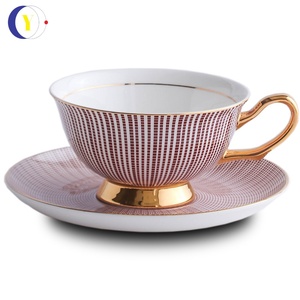 Service de table en céramique rayée de style européen - Tasse et soucoupe de luxe pour le thé de l'après-midi, tasse à café d'inspiration française - Product Image 5