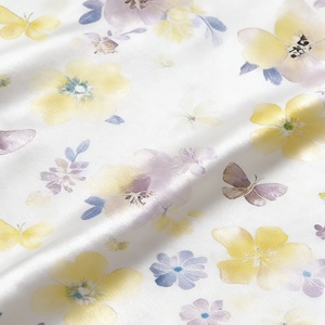 Tessuto Popeline 100% Cotone con Stampa Floreale Fresca, Morbido e Leggero per Abbigliamento Bambini, Biancheria da Letto, Vestiti e Camicette - Product Image 6