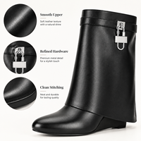 Bottes souples en cuir noir pour femme, personnalisées OEM, de luxe discret, avec fermoir métallique, à talon bas, de créateur, pour l'automne et l'hiver, chaussures de ville