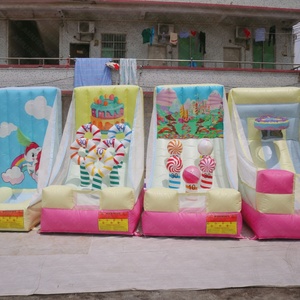 Jeux de Carnaval Interactifs <span class=keywords><strong>4</strong></span>-en-1 en PVC : Tir au Panier, Tic-Tac-Toe, Lancer d'Anneaux Gonflables d'Extérieur – Installation Facile - Product Image 1