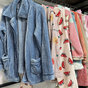 $0.7 <strong>Per</strong> <strong>KG</strong> <strong>Used</strong> Velvet Pajamas <strong>Used</strong> Clothes Malaysia Clothes Second Hand Nightwear Bale - Product Image 3