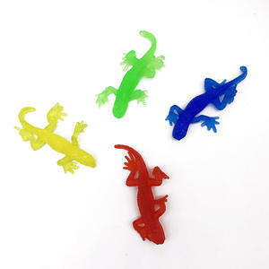 Giocattoli Antistress Realistici: Ragno, Centipede, Scorpione e Lucertola in Gel Morbido, Ideali per Scherzi a Halloween e il Giorno di Scherzi d'Aprile - Product Image 4