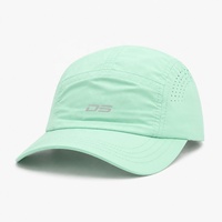 Casquette de voyage et de camping personnalisée avec logo imprimé réfléchissant, en tissu respirant haute performance, avec panneaux perforés au laser et boucle
