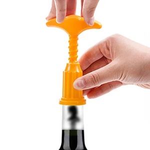 Vente en gros Ouvre-bouteille de vin en plastique <span class=keywords><strong>Tire</strong></span>-<span class=keywords><strong>bouchon</strong></span> Décapsuleur de <span class=keywords><strong>champagne</strong></span> Outil de cuisine Accessoires de bar - Product Image 4
