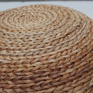 Handmade Straw Woven <b>Round</b> <b>Stool</b> Natural Color Home Ottoman For Living Room And Children's Use - Product Image 3